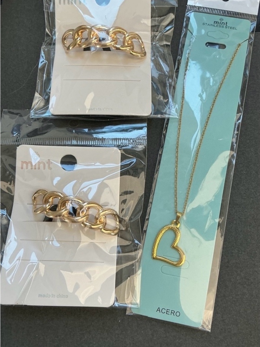 Mint Gold Heart Necklace with 2 Hair Ties